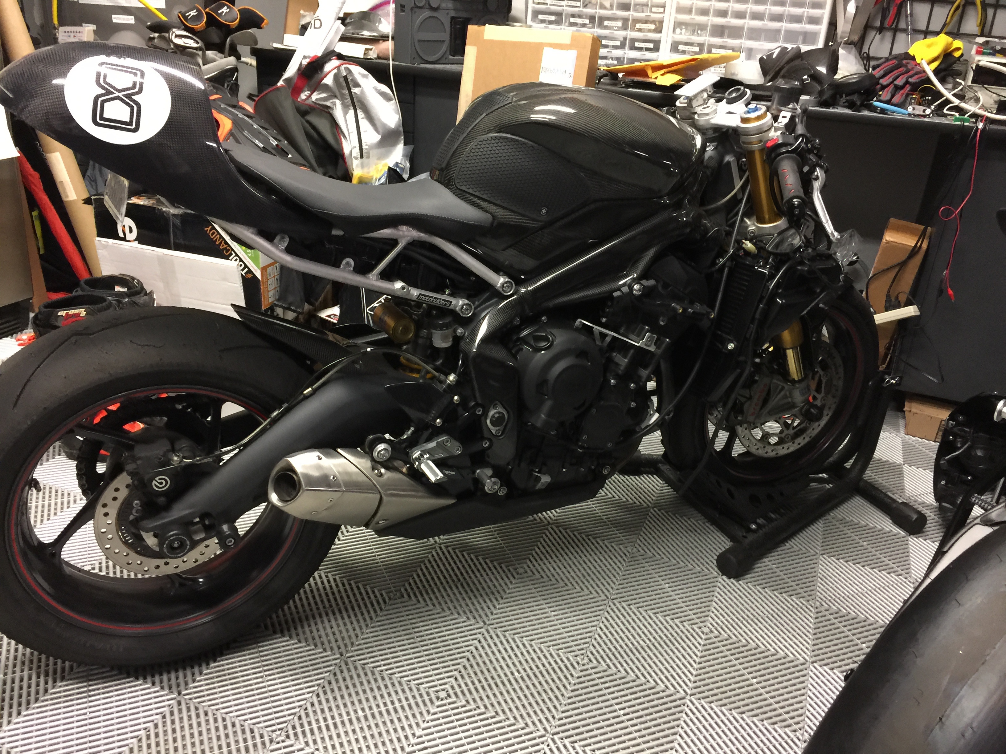 Triumph 675R Cafe Racer photo 92